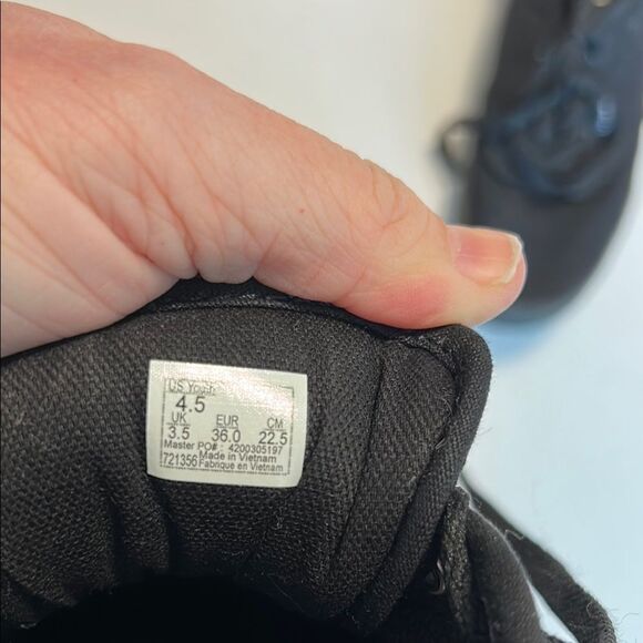 VANS Off The Wall Black Canvas Skateboarding Sneakers Lace Up Size 4.5 Youth - Picture 8 of 10